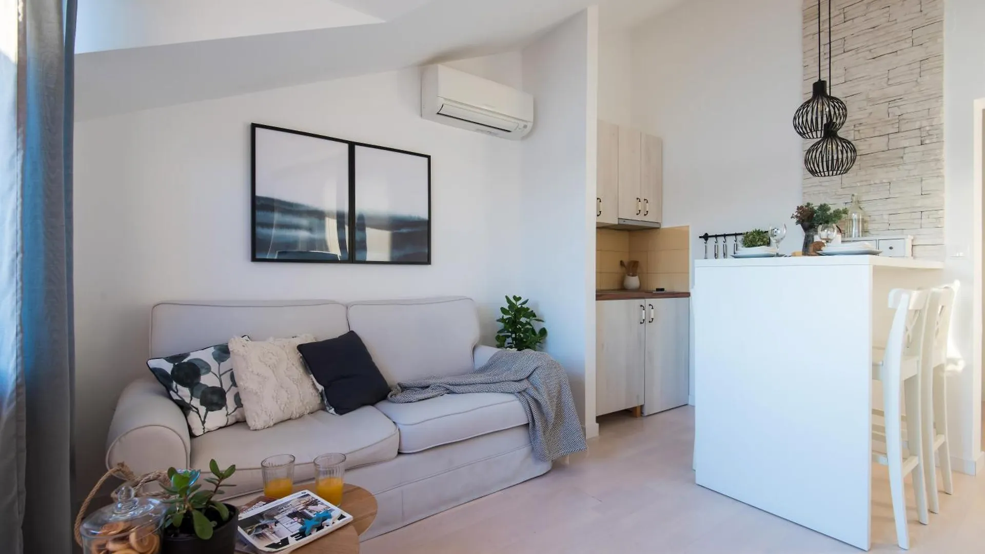 Bonamare Apartments II Turanj 0*,